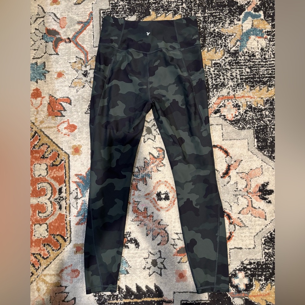 OLD NAVY Camouflage Leggings with pockets